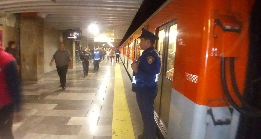 Detienen a cuatro por robo en estaciones del Metro