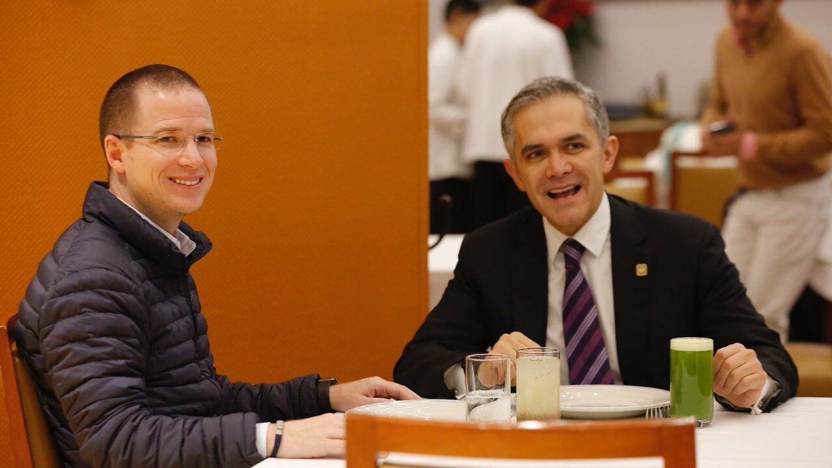 Mancera y Anaya aparecen juntos tras fricciones por elección del candidato del Frente