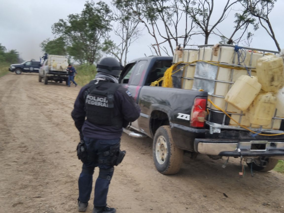 Aseguran de 25 mil litros de hidrocarburo en Jalisco