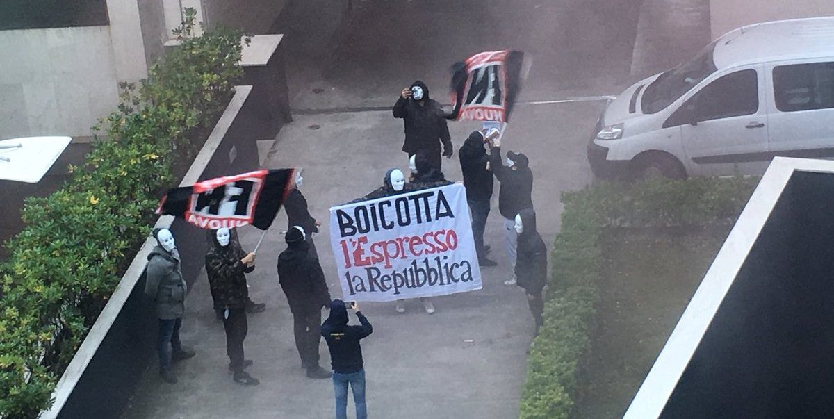 Neofascistas atacan oficinas de periódico en Italia