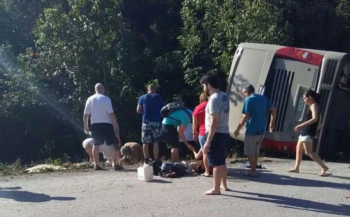 Accidente en Quintana Roo fue por falta de precaución del chofer: fiscal Accidente en Quintana Roo fue por falta de precaución del chofer: fiscal