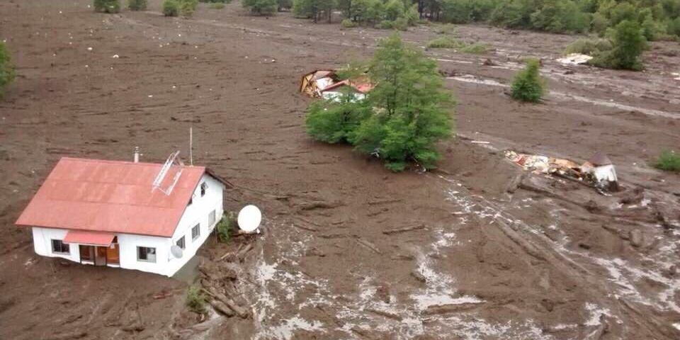 Aluvión en Chile deja 3 muertos y 15 desaparecidos