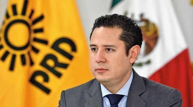 Secretario del PRD califica como burla amnistía de AMLO