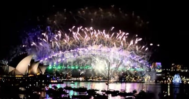 El mundo celebra la llegada de 2018