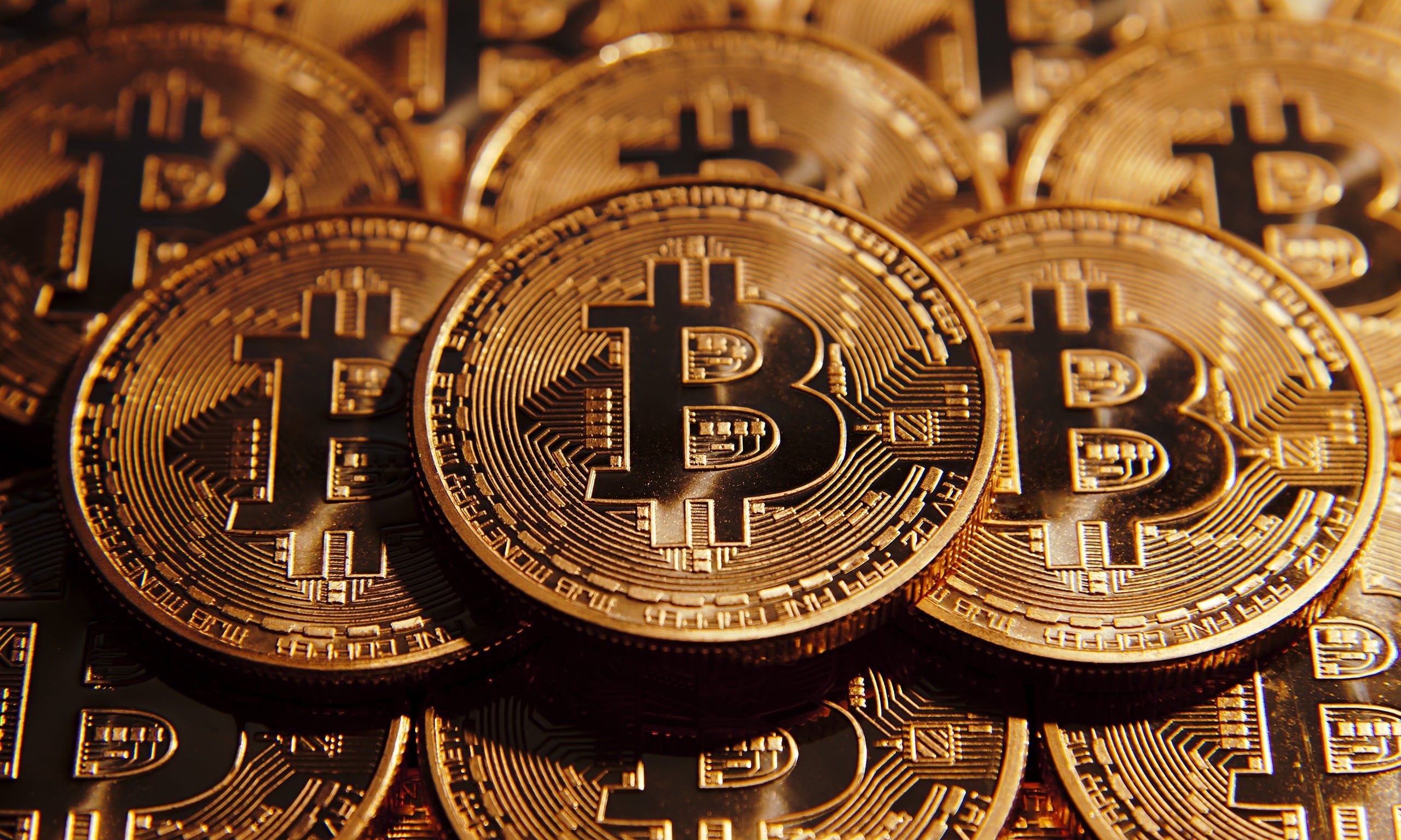 Hackers roban miles de bitcoins equivalentes a 70 mdd