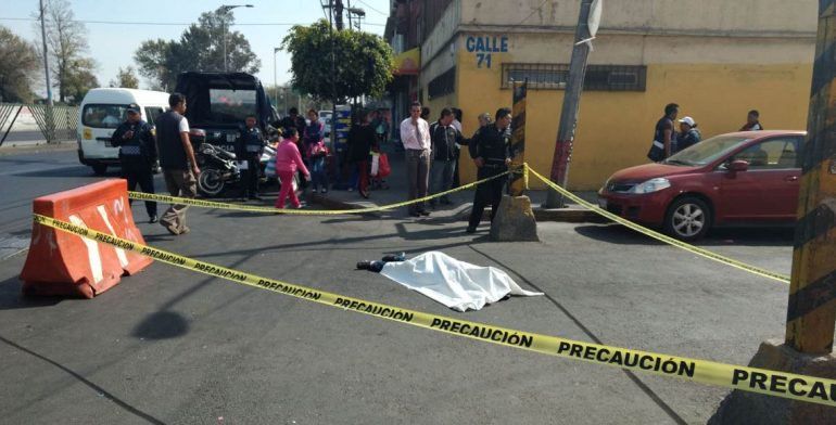 Camión de transporte público atropella y mata a mujer en Zaragoza