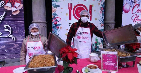 Cerca de 50 mil personas acuden a cena del gobierno capitalino