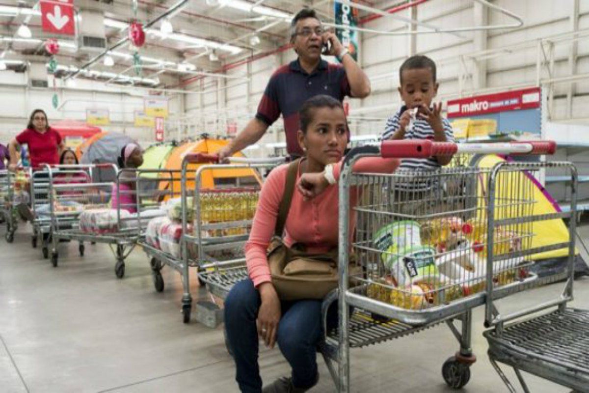 Venezuela alcanza 2 mil 616 por ciento de inflación acumulada en 2017