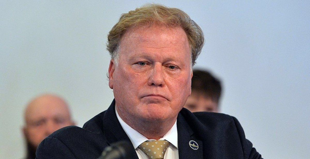 Investigan presunto suicidio de legislador acusado de abuso sexual