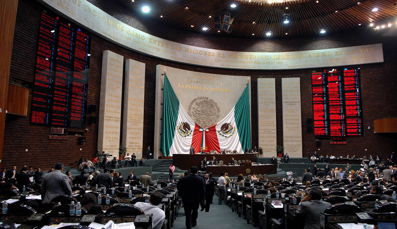 Diputados aprueban por unanimidad eliminación de pase automático de fiscal