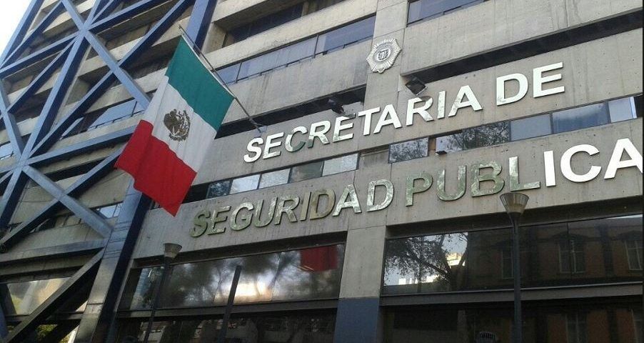 Se suicida policía bancario en edificio de la SSP capitalina