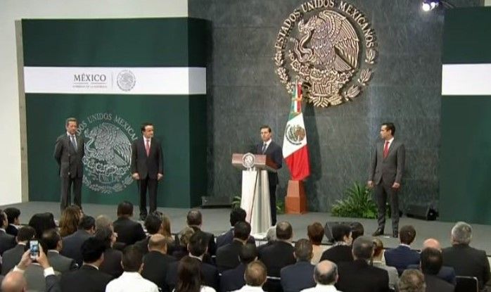 Renuncia Arriola a dirección del IMSS. Tuffic Miguel asume el cargo