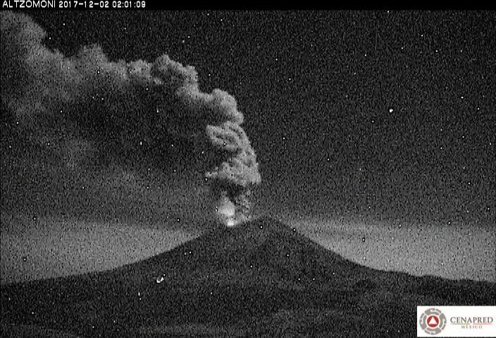 Popocatépetl lanza exhalación de dos mil 500 metros
