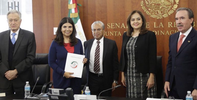 Entregan lista con los finalistas a para titular de la Fepade