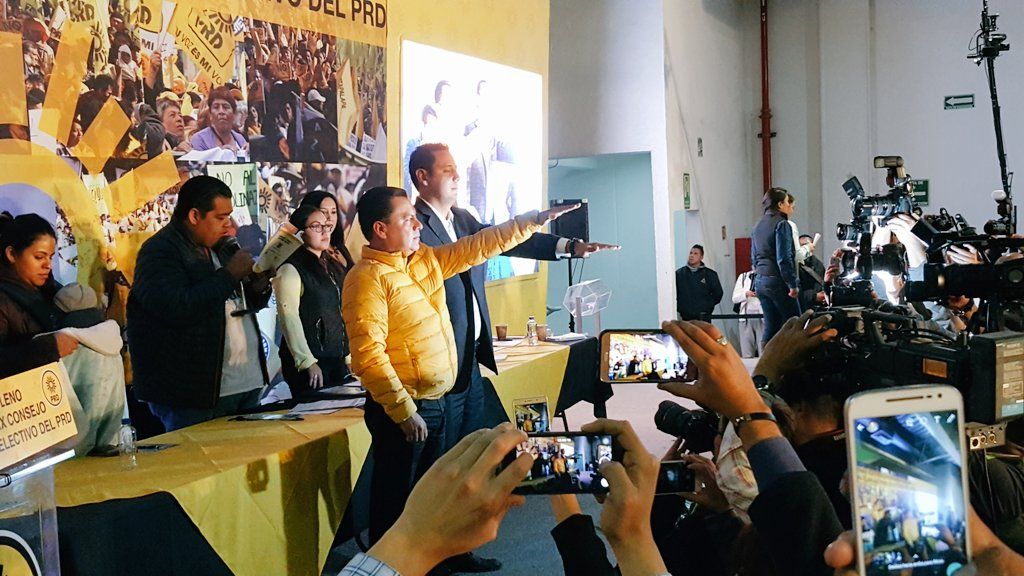 Manuel Granados nuevo líder nacional del PRD