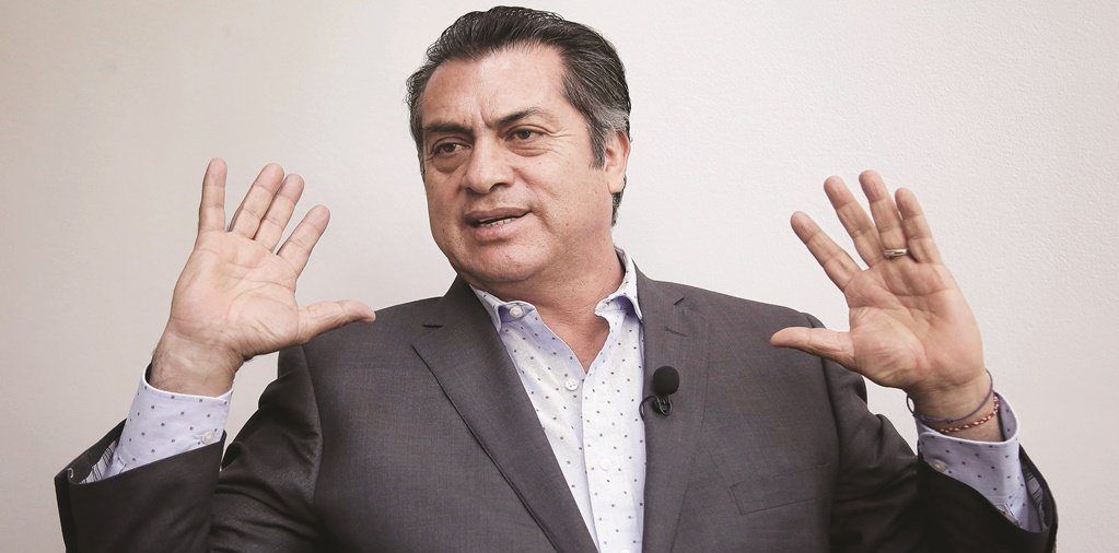 Investigan a El Bronco por la construcción de una residencia