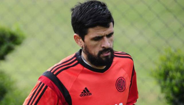 Denuncian a Lucho González por intento de homicidio