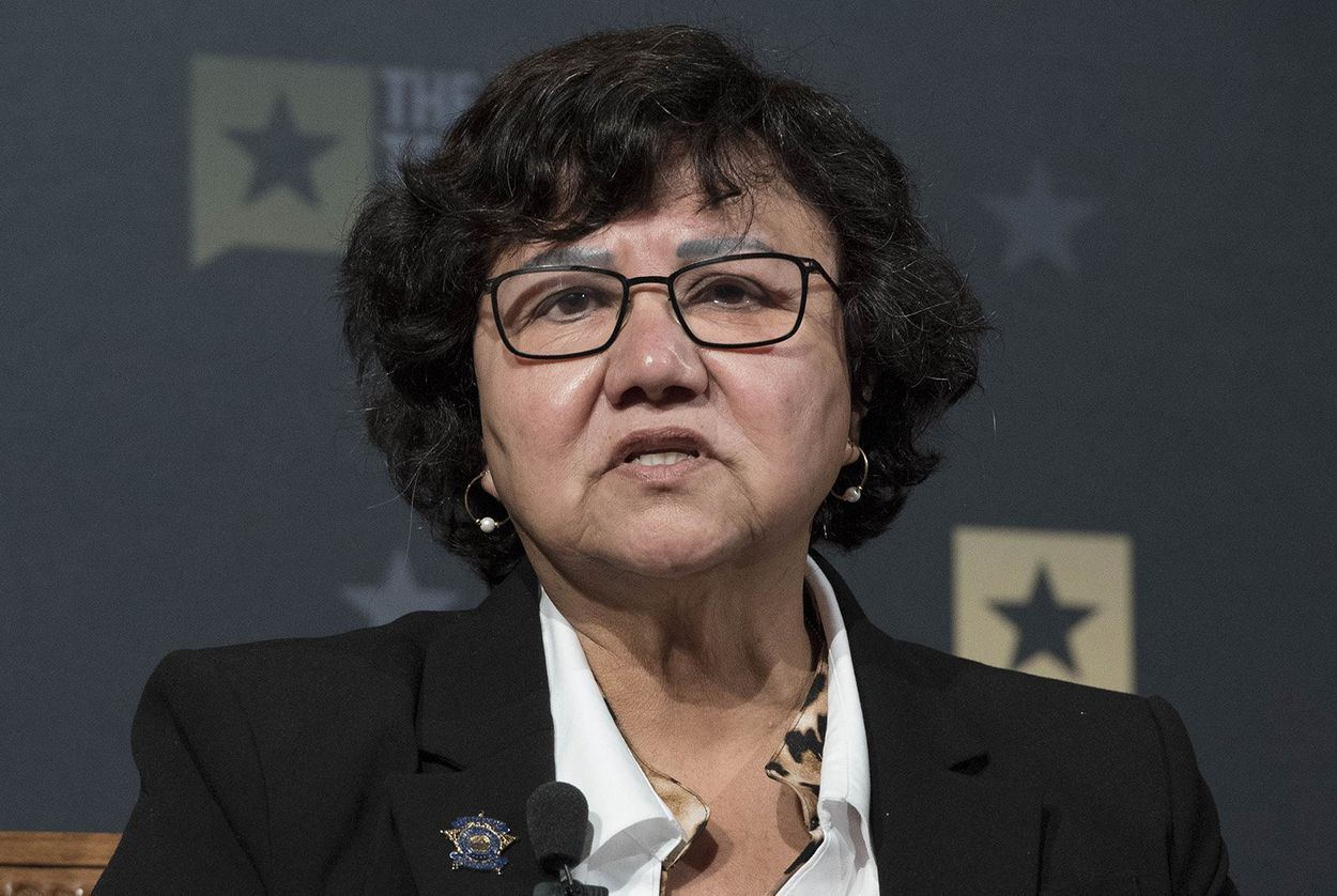 Lupe Valdez compite por ser la primera mujer latina y gay en gobernar Texas - lupe-valdez