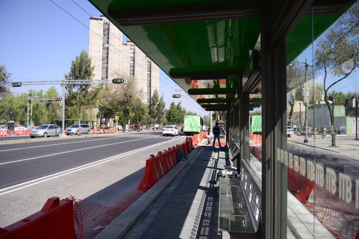 Cierre parcial en Calzada de Los Misterios por trabajos de Línea 7 del Metrobús