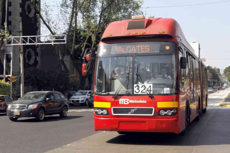Horarios de transporte público capitalino en Año Nuevo