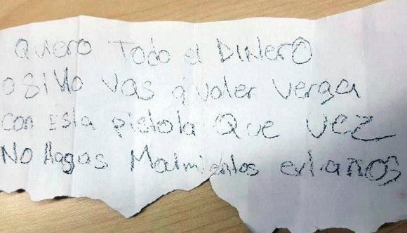 Asaltan Coppel con nota