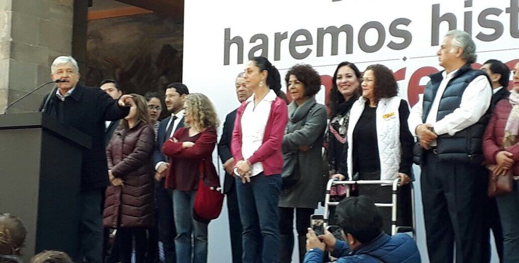 AMLO defiende alianza de Morena con PES