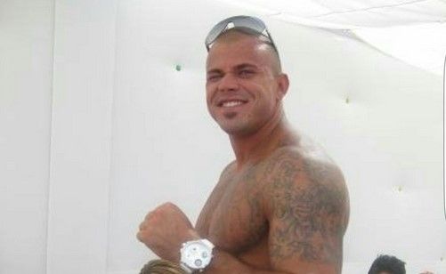 Dan 21 años de cárcel a exjugador de futbol americano por narcotráfico