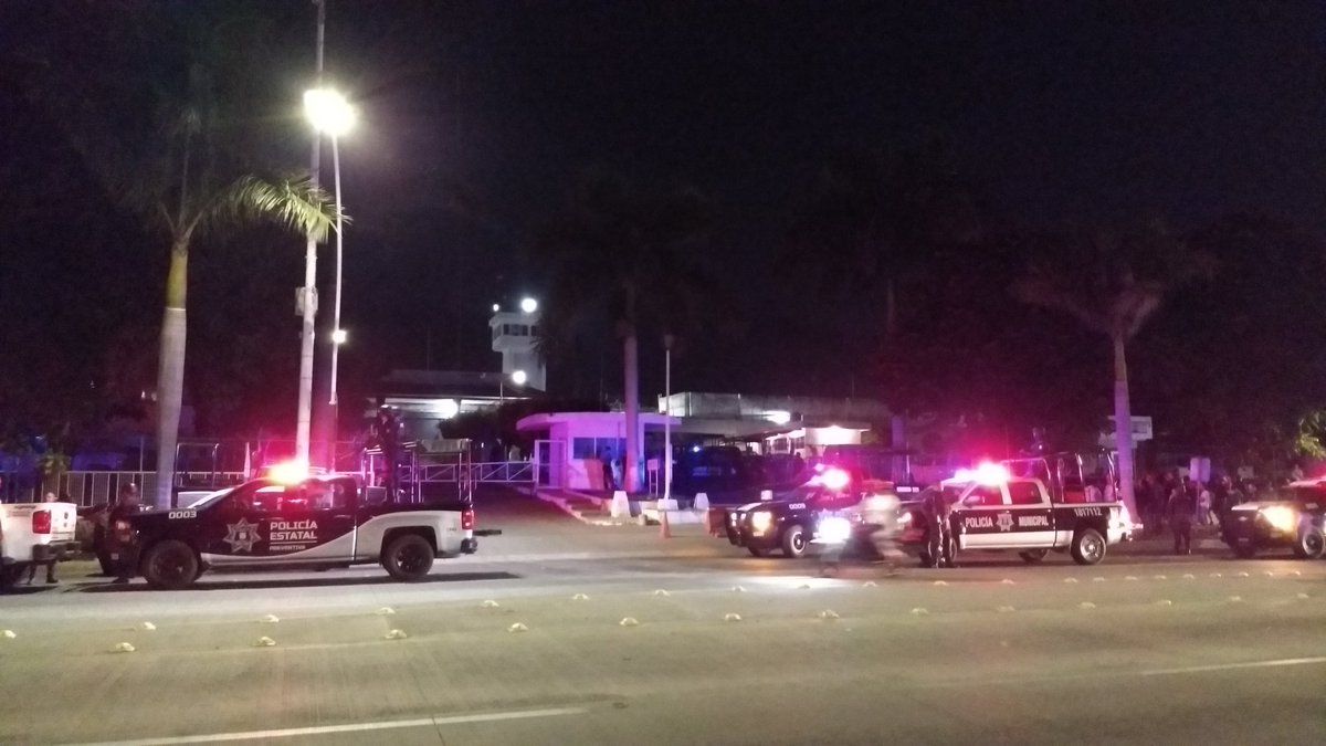 Riña deja tres muertos en penal de Tepic