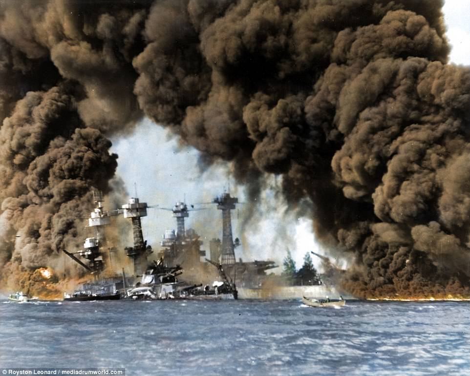 Muestran fotografías a color del ataque a Pearl Harbor - ph2