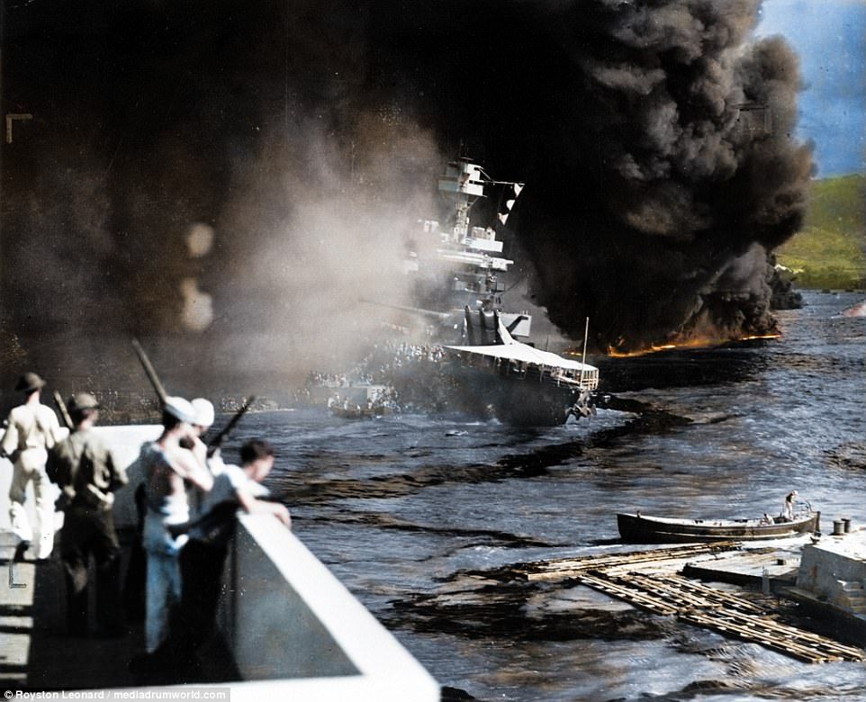 Muestran fotografías a color del ataque a Pearl Harbor - ph4