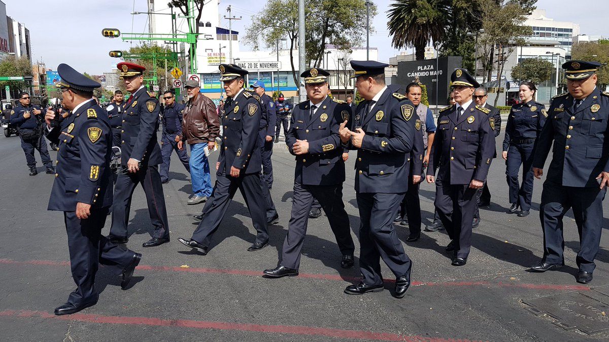 Despiden con honores a policía asesinado en Gustavo A. Madero