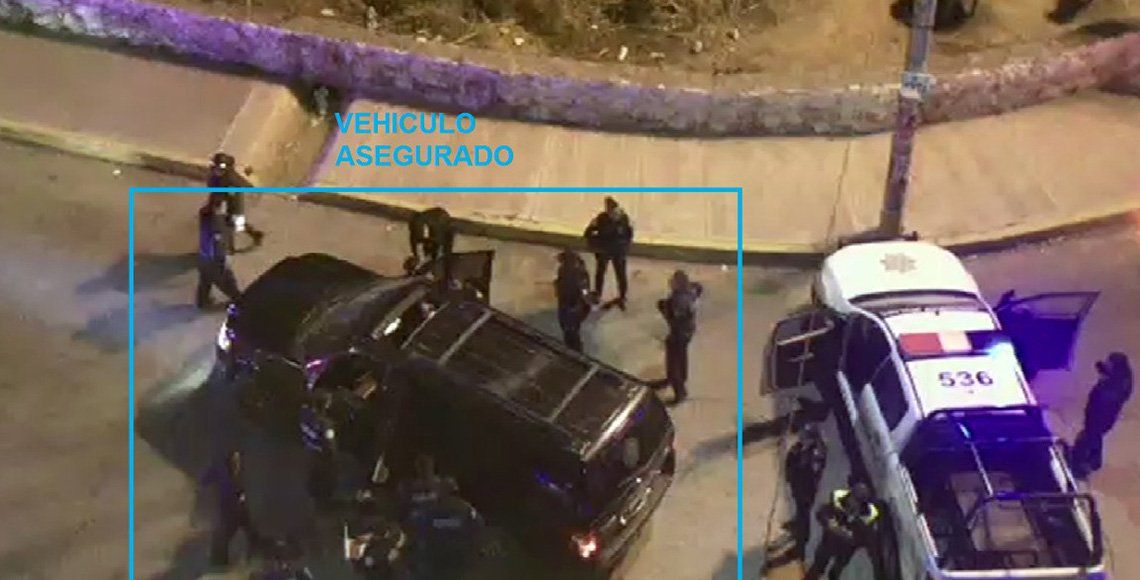 Detienen a tres personas armadas tras persecución