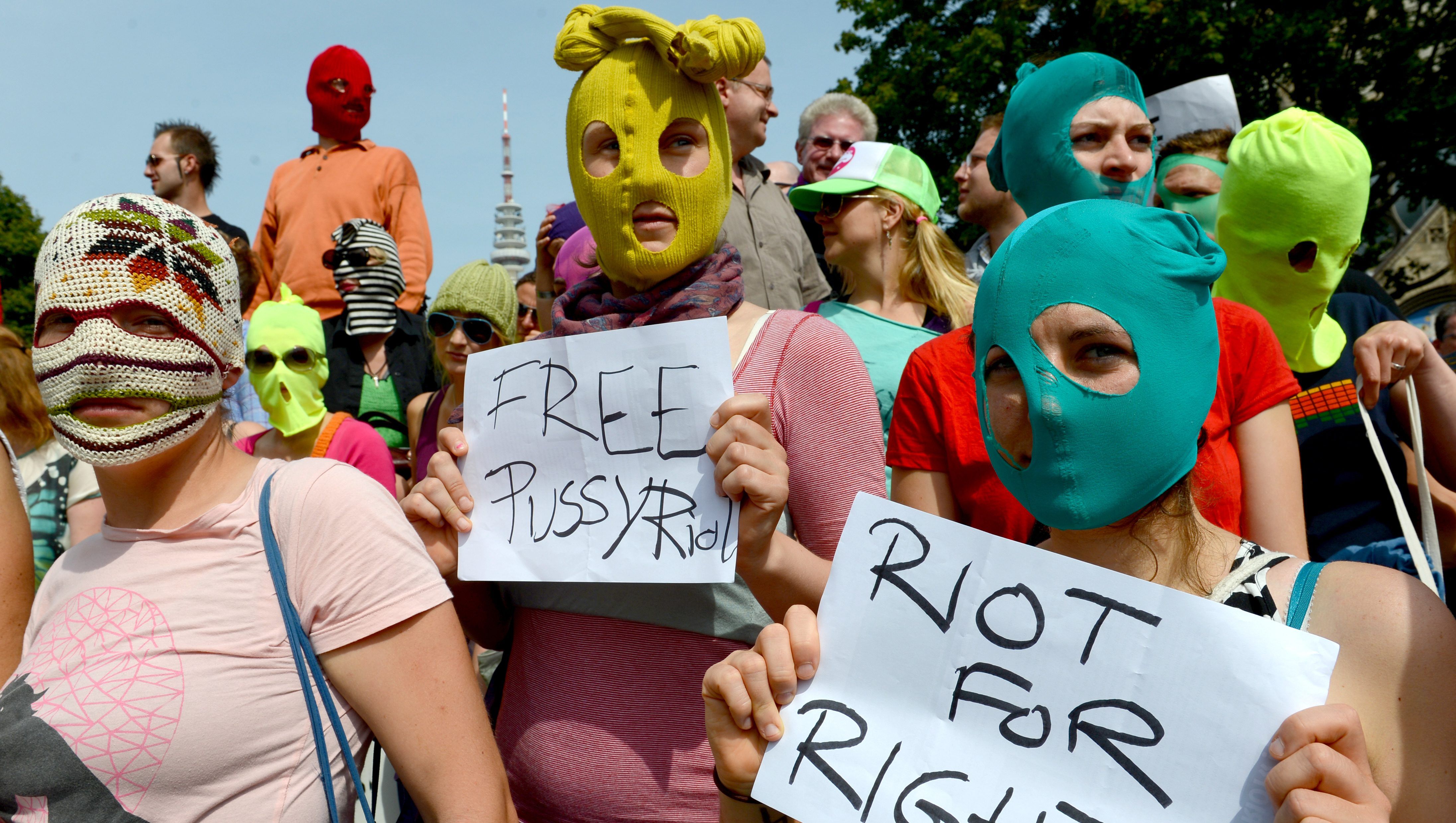 Detienen en Rusia a activista anti-Putin tras protesta Detienen en Rusia a activista anti-Putin tras protesta