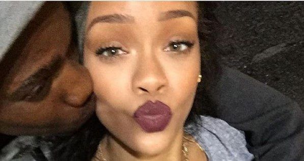 Rihanna llora la muerte de su primo asesinado
