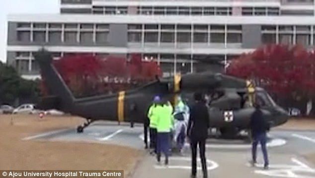 #Video Traslado de soldado norcoreano a hospital tras desertar