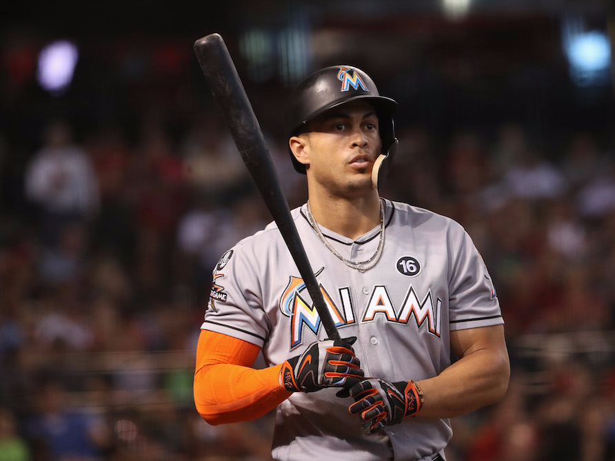 Yankees de Nueva York contrata a Giancarlo Stanton