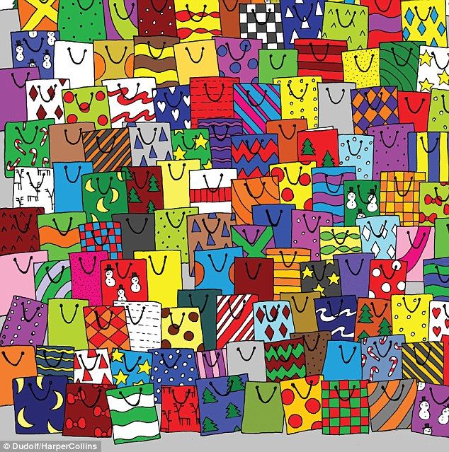 Encuentra la tarjeta entre los regalos de Navidad