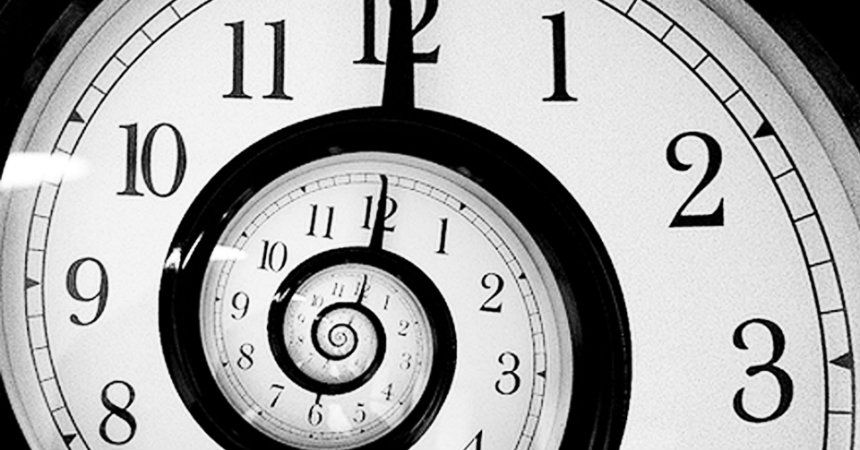 Científicos logran hacer retroceder el tiempo