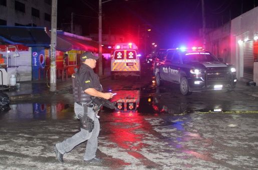 Ataque armado a bar en Cancún deja al menos tres muertos