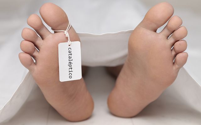 Dan por muerto a reo que reacciona antes de practicarle la autopsia