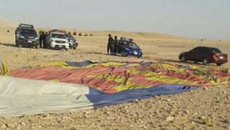 Muere turista tras caída de globo aerostático en Egipto Muere turista tras caída de globo aerostático en Egipto