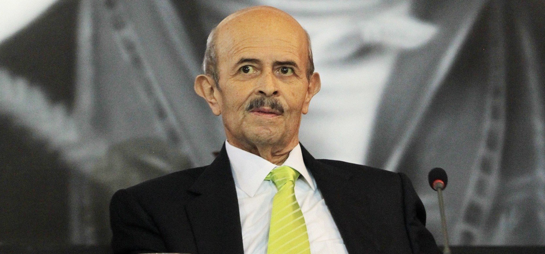 Morena se deslinda de Fausto Vallejo