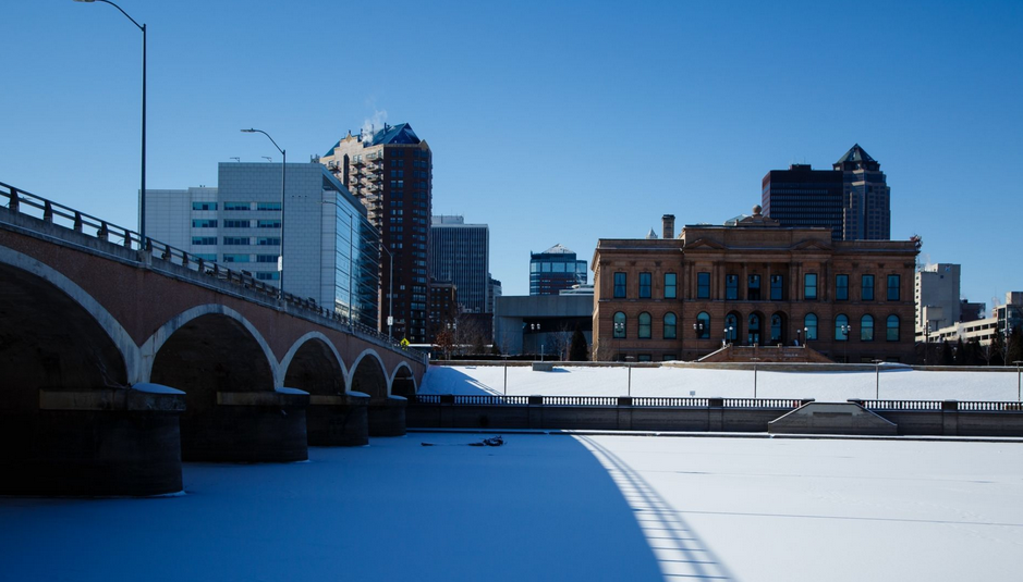Oficinistas sufren por bajas temperaturas en EE.UU.