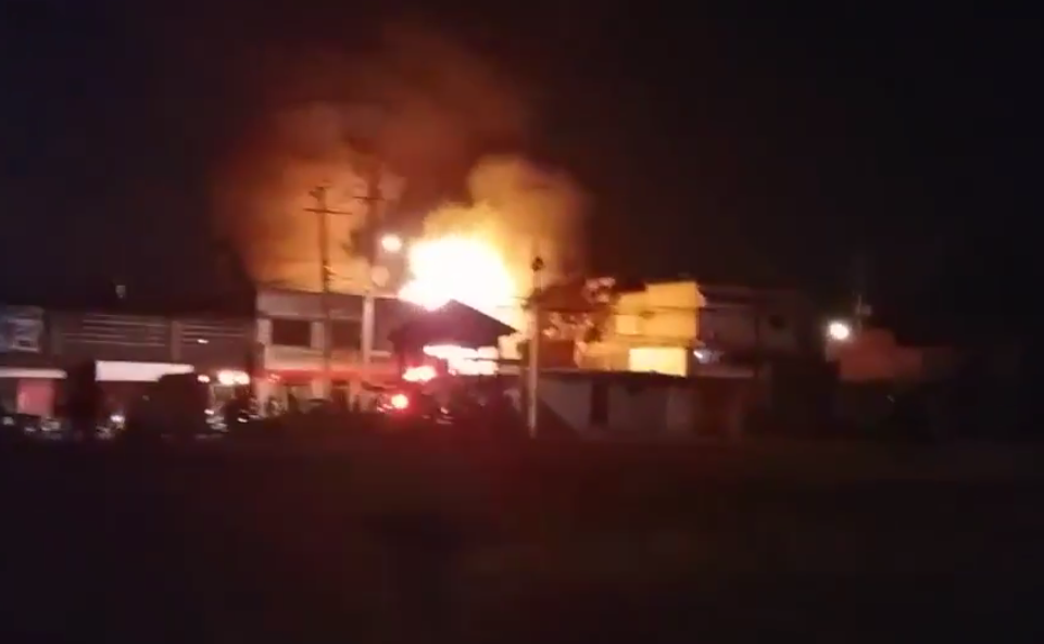 Incendio en casa de Santa Martha Acatitla