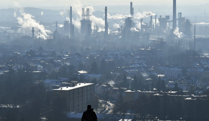 Nueva York demanda a petroleras por contribuir a calentamiento global