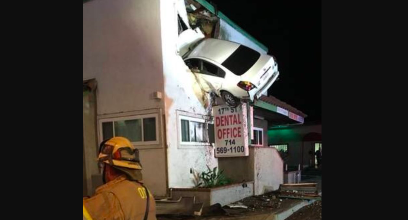 Extraño choque deja dos lesionados en California Extraño choque deja dos lesionados en California