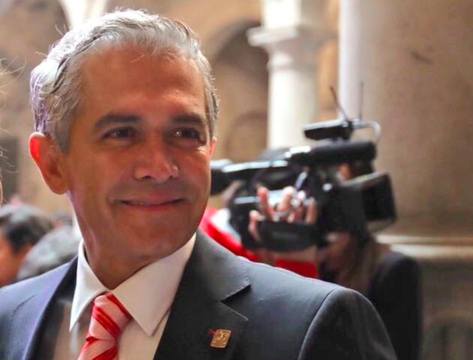 Mancera pide transparentar licitaciones en el Nuevo Aeropuerto de la Ciudad de México
