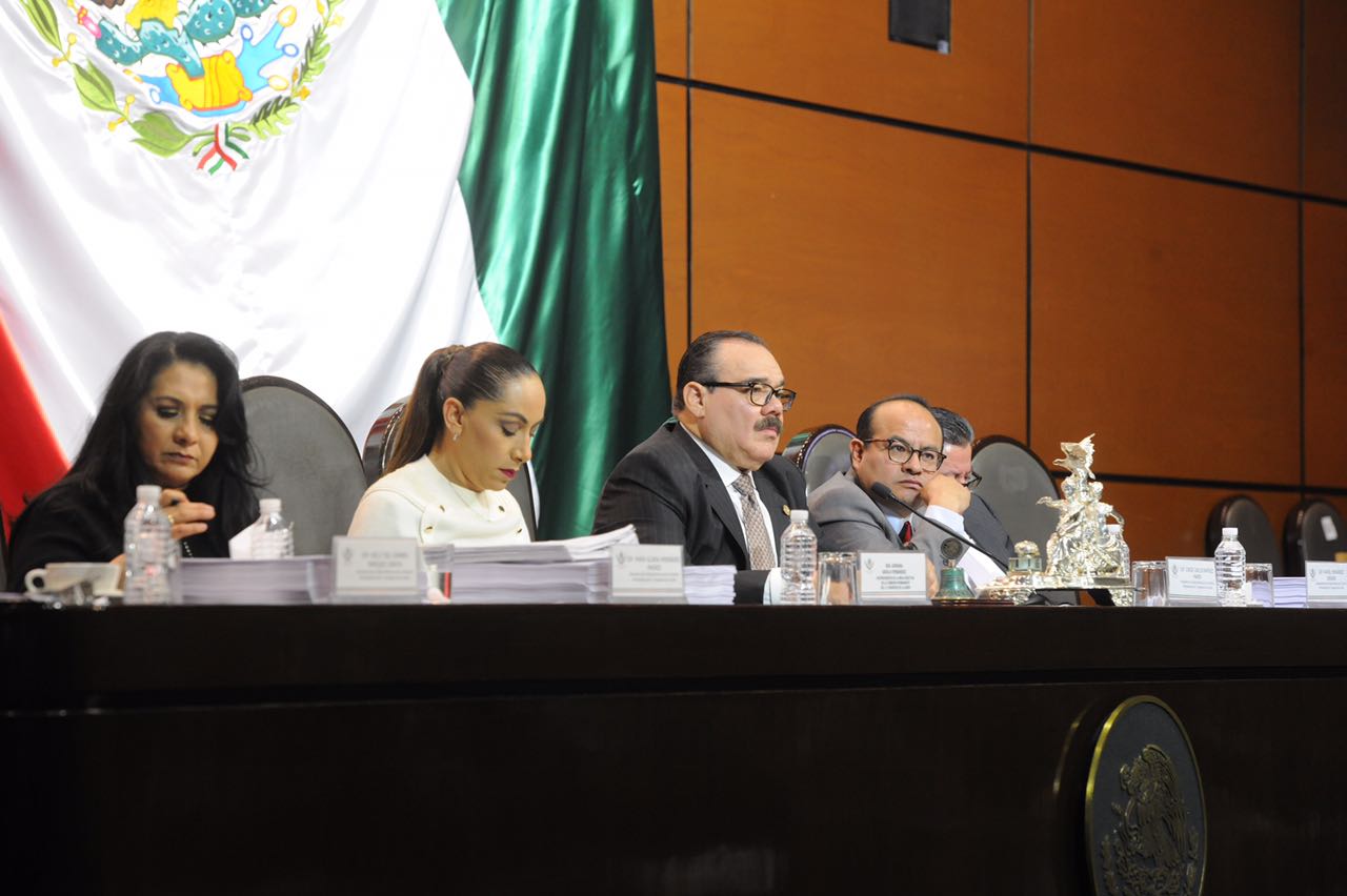 Congreso aprueba licencia de legisladores “chapulines”