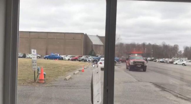 Tiroteo en secundaria de EE.UU. deja dos muertos