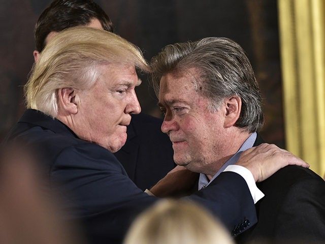 Trump cerrará gobierno si no recibe dinero para muro: Bannon - Donald-Trump-Steve-Bannon1